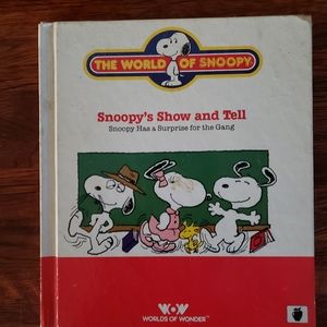 Snoopys Show and Tell Hard Cover Book 1986